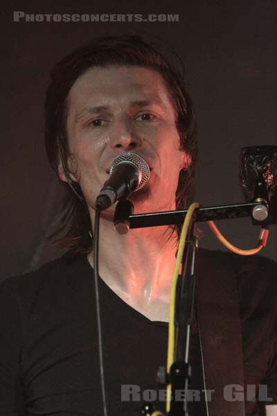 DOMINIC SONIC - 2007-09-27 - PARIS - La Boule Noire - 